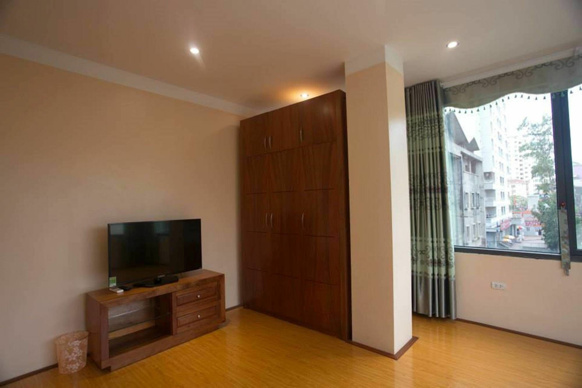 Appartement Poonsa Nguyen Phong Sac à Hanoï Extérieur photo
