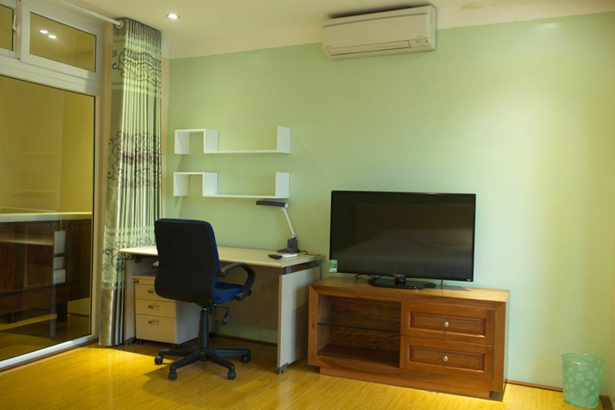 Appartement Poonsa Nguyen Phong Sac à Hanoï Extérieur photo