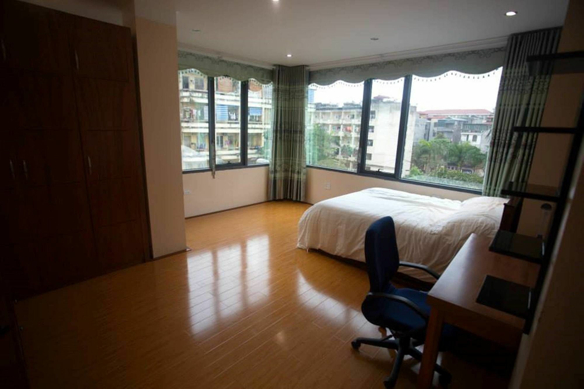 Appartement Poonsa Nguyen Phong Sac à Hanoï Extérieur photo